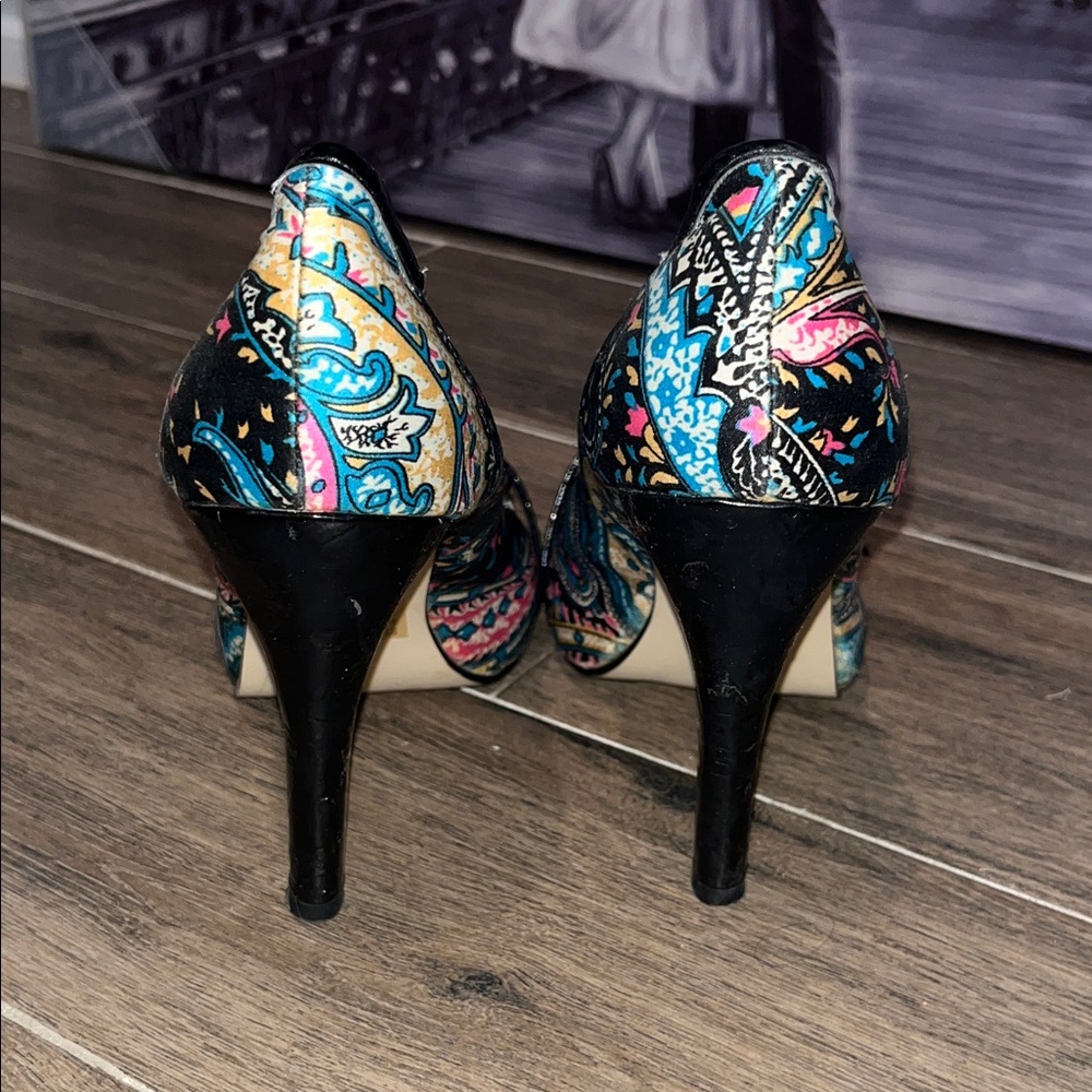 Alba Black and Multicolor Patterned Heels - Picture 3 of 6